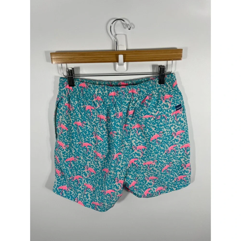Chubbies Men Swim Trunks Short S Blue Pink Flamingo 5.5 Beach Pool Resort Summer